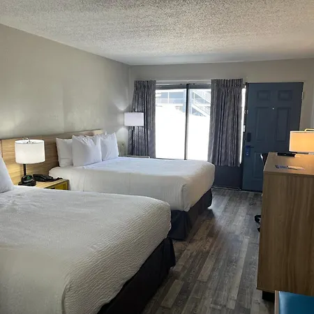 Days Inn By Wyndham Branson Ozarks Exterior photo
