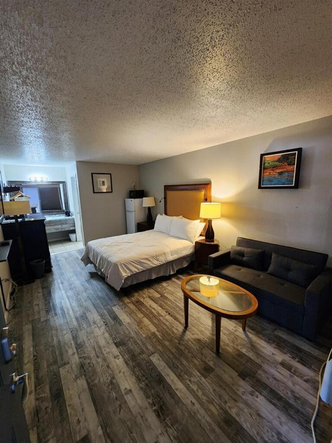 Days By Wyndham Ozarks
