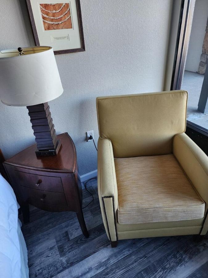 Days By Wyndham Ozarks Hotel